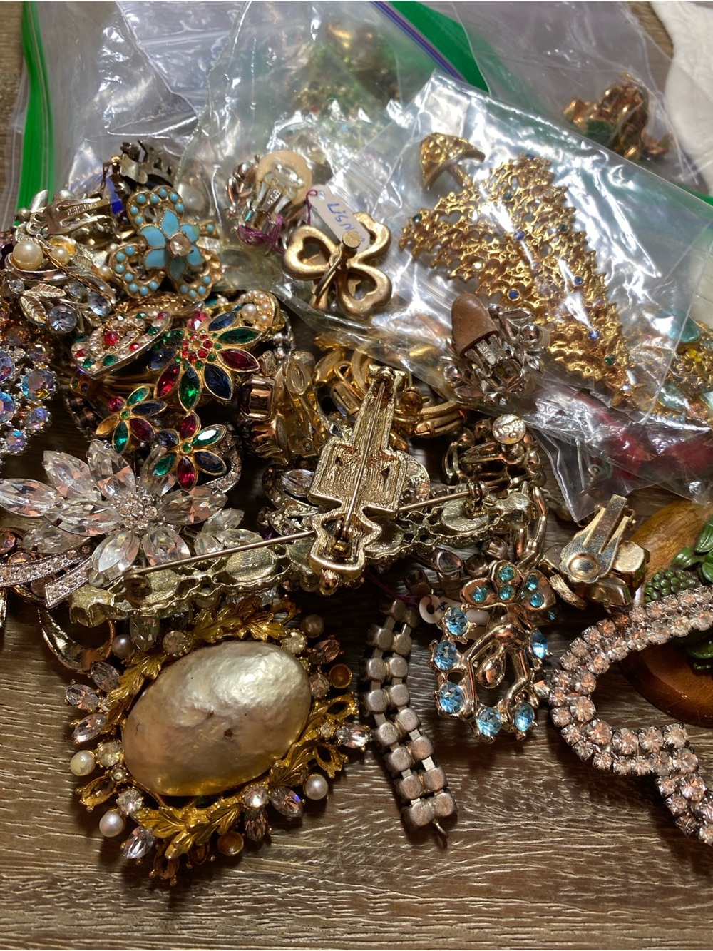 Vintage rhinestone jewelry craft harvest lot